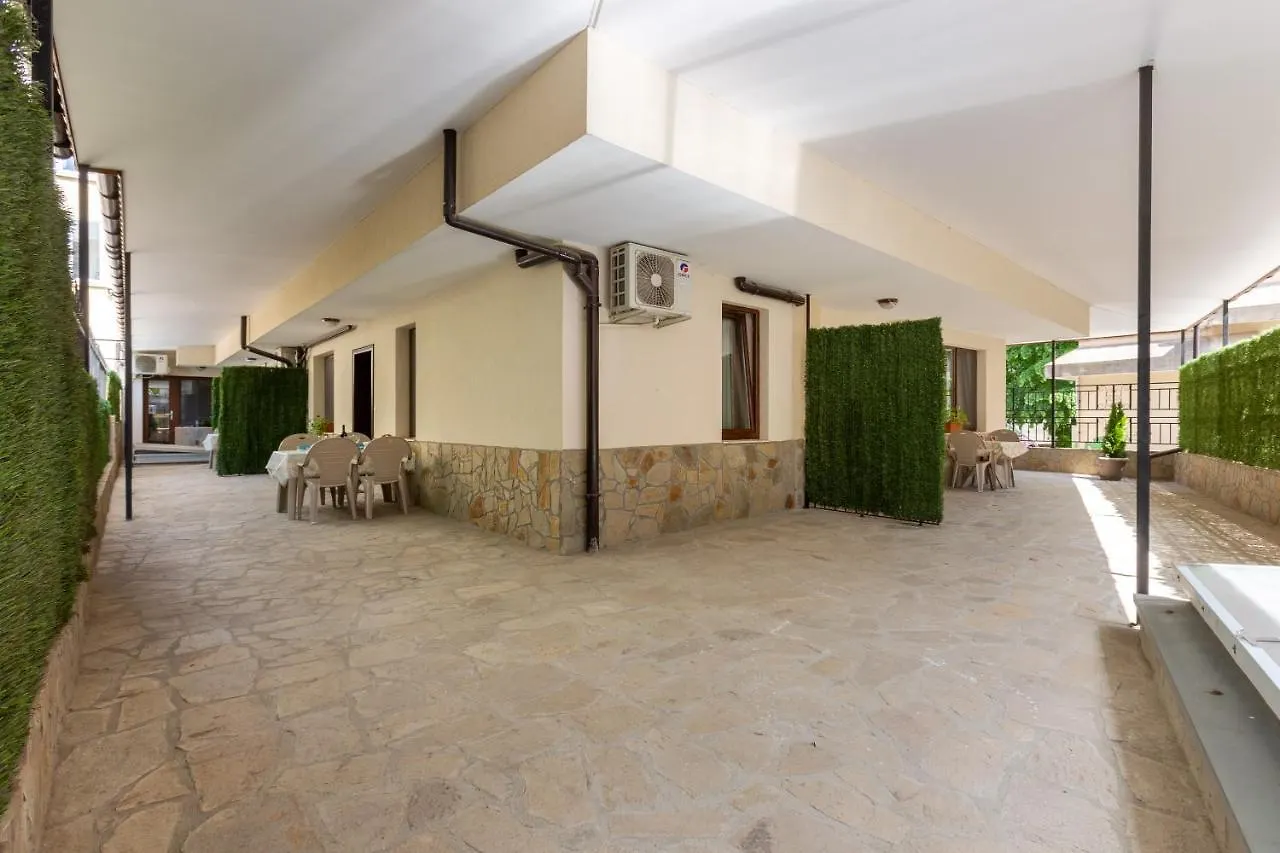 Apartments Flora 1 Burgas 0*,  Bulgaria